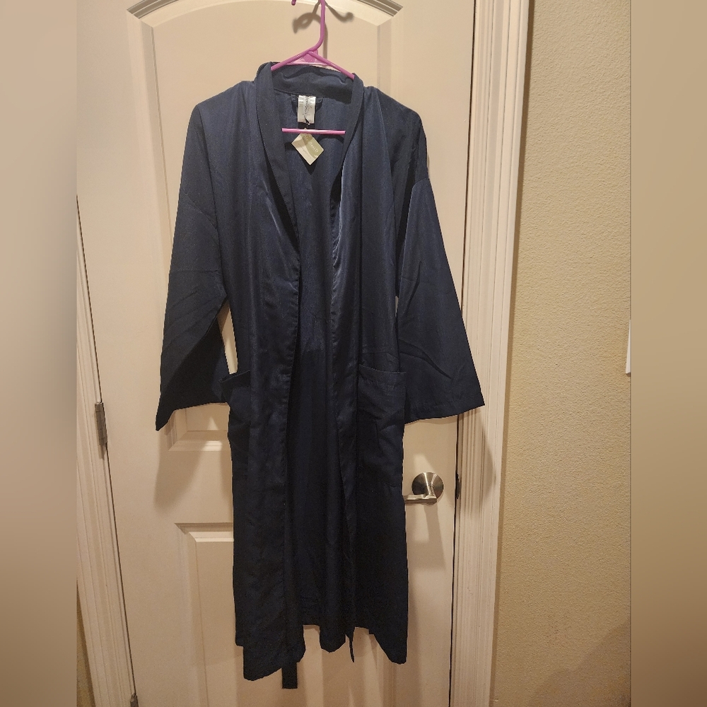Magellan Navy Blue Robe - Picture 2 of 5